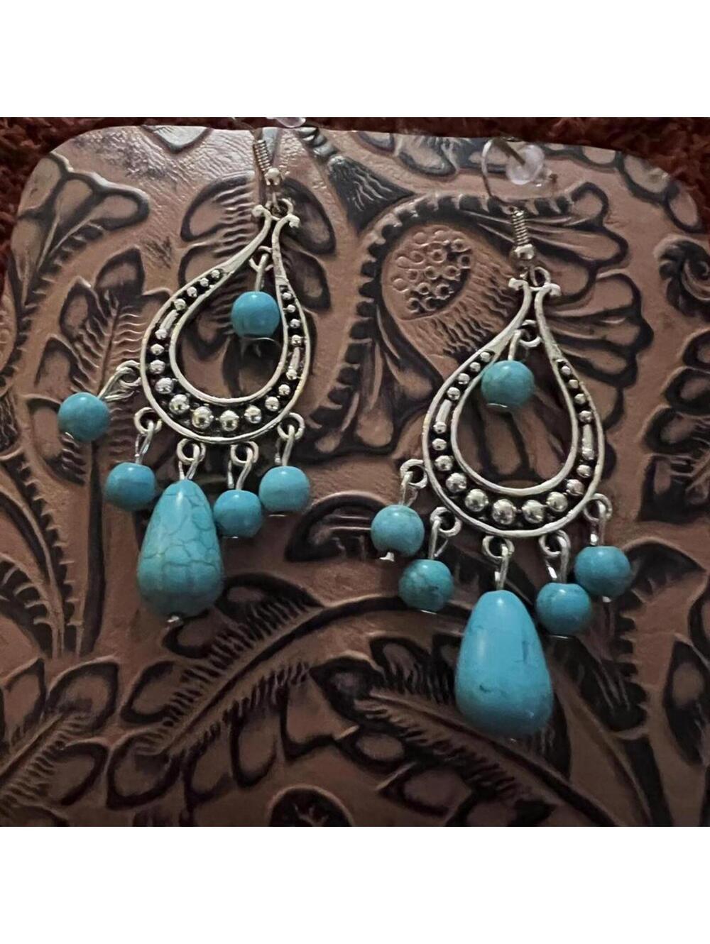 Women's Blue and Silver Jewellery